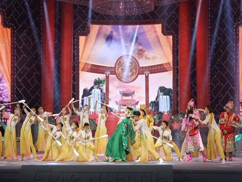 Táo Quân 2022 không còn phần chào kết nên khán giả có lẽ sẽ không còn nghe được lời chúc mừng năm mới của MC Thảo Vân cùng ê-kíp.