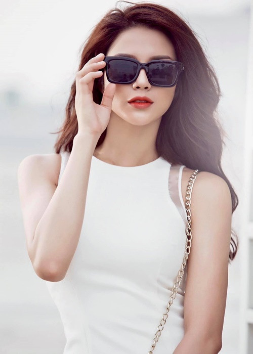 Diệp Lâm Anh kể trong cuộc đối chất, người thứ ba cho rằng hai người họ tự thấy không sai trái khi đến với nhau vì Đức Phạm đã ly thân và đang tiến hành thủ tục ly hôn. Ảnh: FB Diệp Lâm Anh