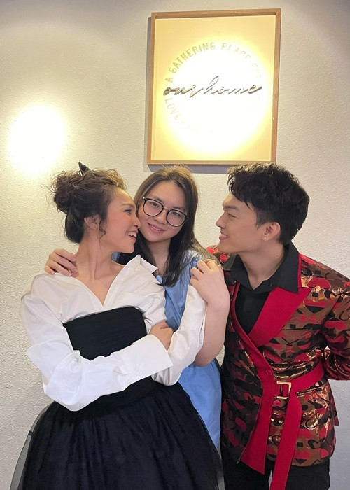 Gia Bảo từng mũm mĩm. Nhờ chế độ tập luyện và ăn uống nghiêm ngặt, con gái Hiền Thục giảm 25 kg. Ảnh: FBNV