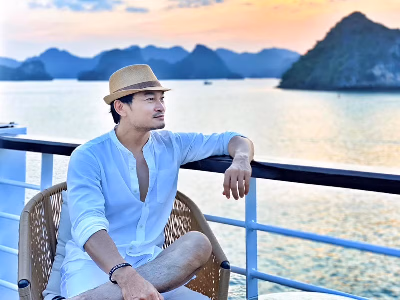 Sau này ít vai hoặc khó tìm được vai tâm đắc, Quốc Thái sẽ thuyết phục vợ về Việt Nam hoặc anh sẽ qua Mỹ.