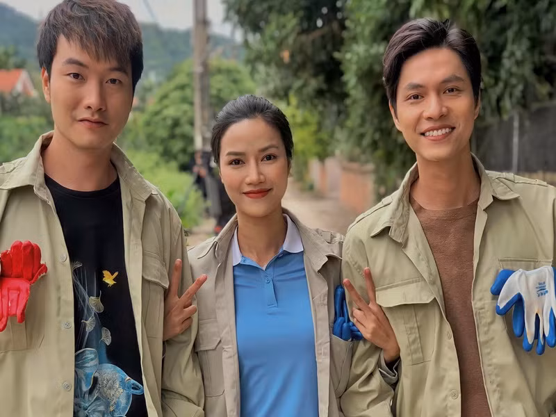 Tô Dũng đóng vai Nghĩa - mối tình đầu Thanh từng thầm thương trộm nhớ trong "Lối về miền hoa". Ảnh: FBNV