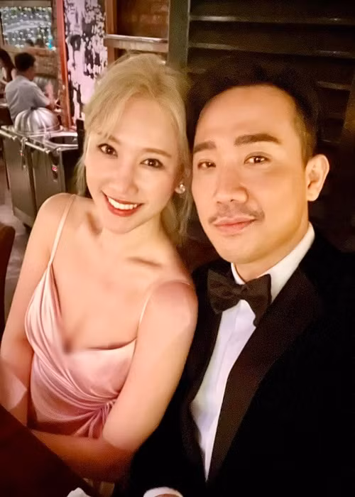 Hiện tại, ngoài sự nghiệp thành công, Trấn Thành còn có tổ ấm hạnh phúc bên Hari Won.