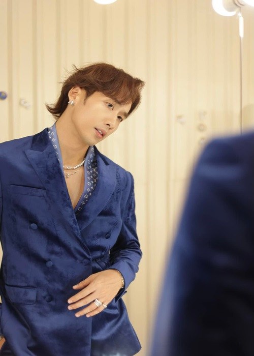 Trong năm 2021, anh ghi hình cho một bộ phim nhiều tập. Năm 2022, Tuấn Trần sẽ ghi hình cho 2 bộ phim điện ảnh.