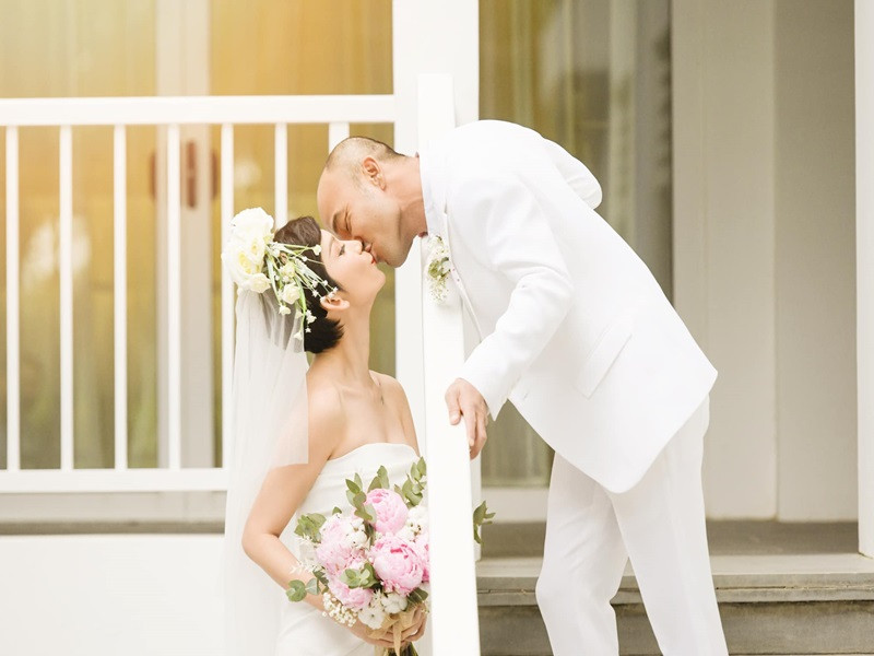 Không ít lần, Xuân Lan khoe ảnh tình tứ bên ông xã Việt kiều trên mạng xã hội.