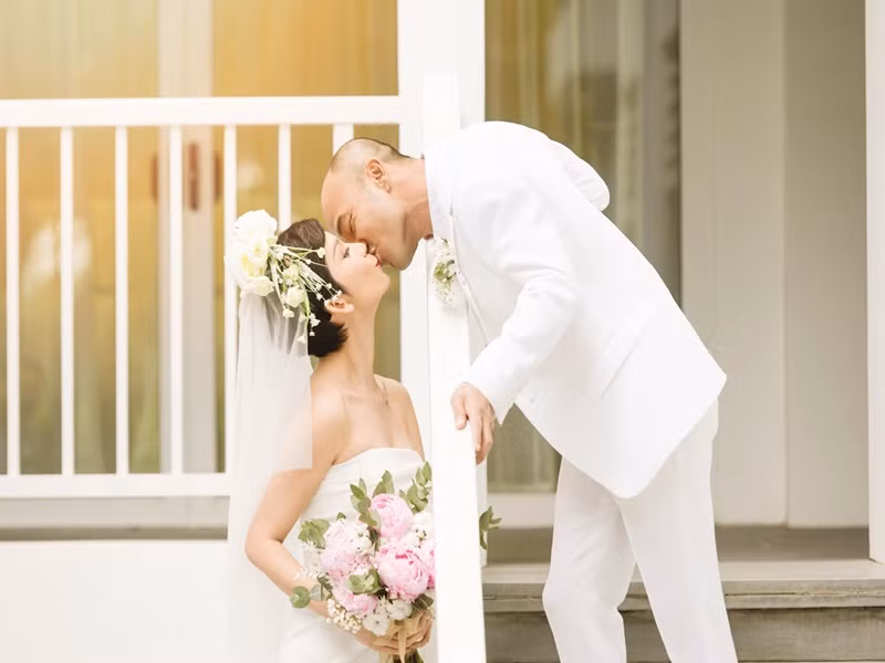 Không ít lần, Xuân Lan khoe ảnh tình tứ bên ông xã Việt kiều trên mạng xã hội.