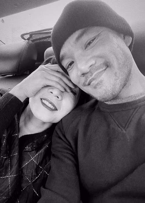 Xuân Lan được chồng chiều chuộng. Nữ người mẫu còn cho biết, Ngọc Lâm yêu thương con gái riêng của cô như con ruột.