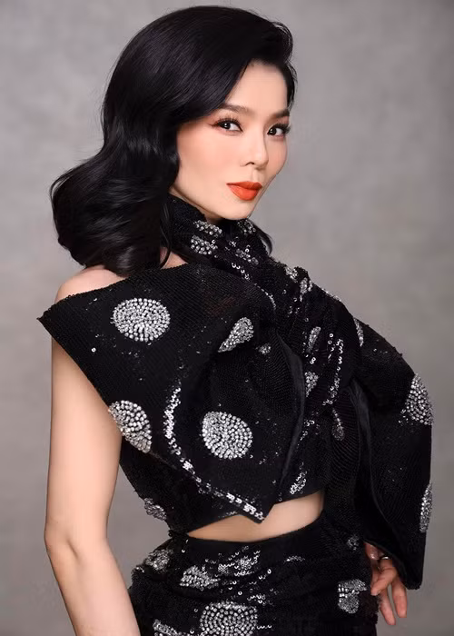 Lệ Quyên ngày càng trẻ trung, xinh đẹp. Ảnh: FB Lệ Quyên