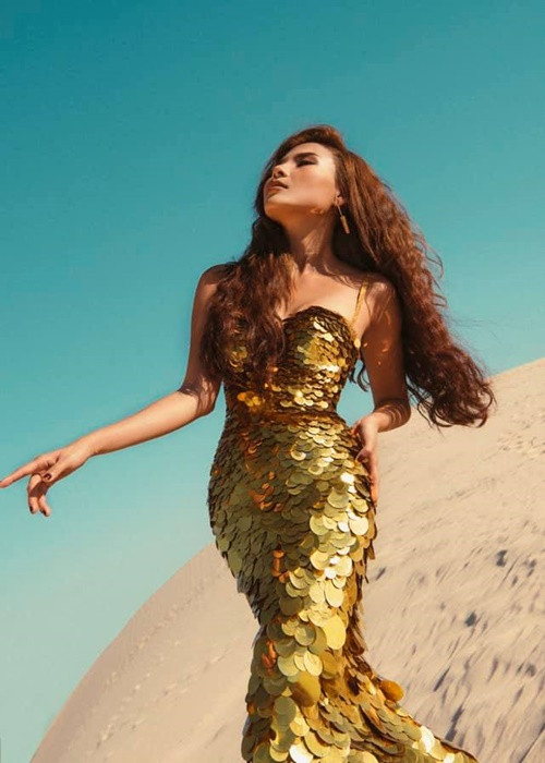 Ngày mang bầu 6 tháng, Thúy Diễm được một chàng trai lạ chạy theo làm quen. Người này tỏ ra bất ngờ khi phát hiện cô mang bầu.