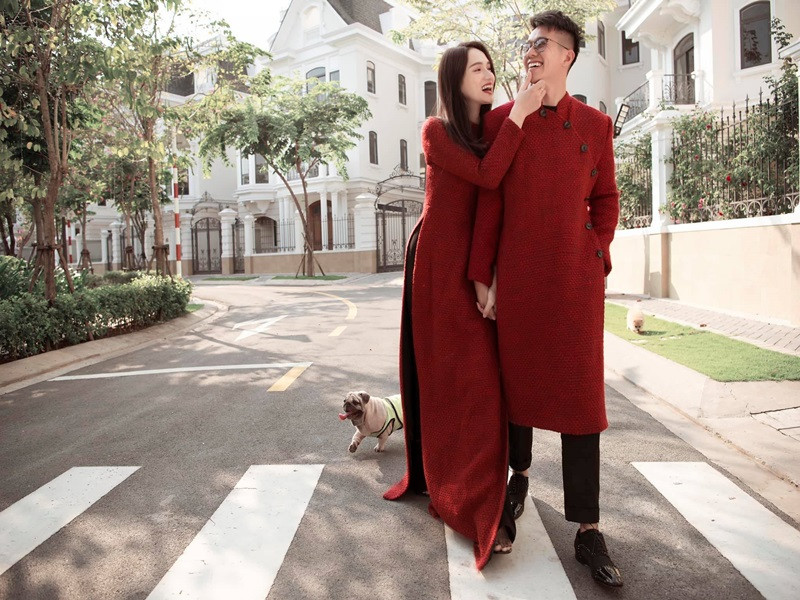 Cặp đôi hẹn hò từ năm 2020. Nữ ca sĩ đã đưa bạn trai về ra mắt gia đình hồi tháng 10/2020. Với Hương Giang, chuyện cầu hôn hay cưới xin hoàn toàn phải từ phía Matt Liu.