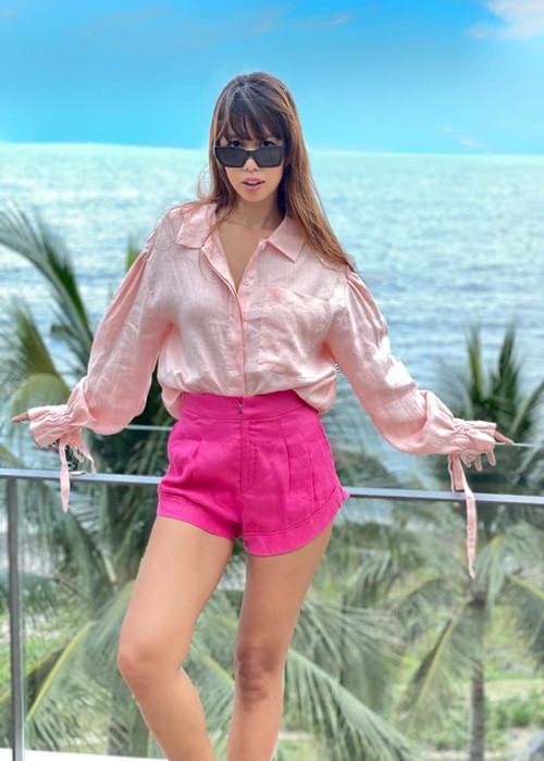 Trước lời tố của Tuyết Lan, Hà Anh đáp trả. Siêu mẫu không ngần ngại kể ra những "yếu điểm" của Tuyết Lan khiến cô không trở thành quán quân, đồng thời răn dạy đàn em hãy lao động bằng chính sức lực của mình thay vì dẫm đạp lên những người khác. Ảnh: FB Hà Anh