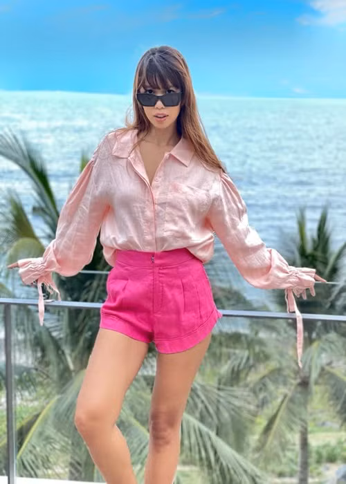 Trước lời tố của Tuyết Lan, Hà Anh đáp trả. Siêu mẫu không ngần ngại kể ra những "yếu điểm" của Tuyết Lan khiến cô không trở thành quán quân, đồng thời răn dạy đàn em hãy lao động bằng chính sức lực của mình thay vì dẫm đạp lên những người khác. Ảnh: FB Hà Anh