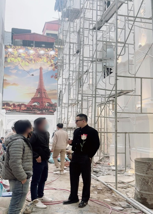 Ông bầu đang bắt tay với Ngọc Trinh để kinh doanh.