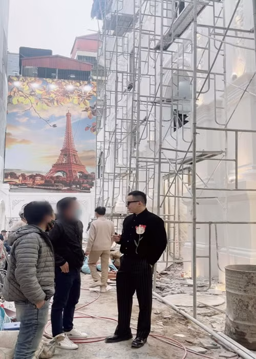 Ông bầu đang bắt tay với Ngọc Trinh để kinh doanh.