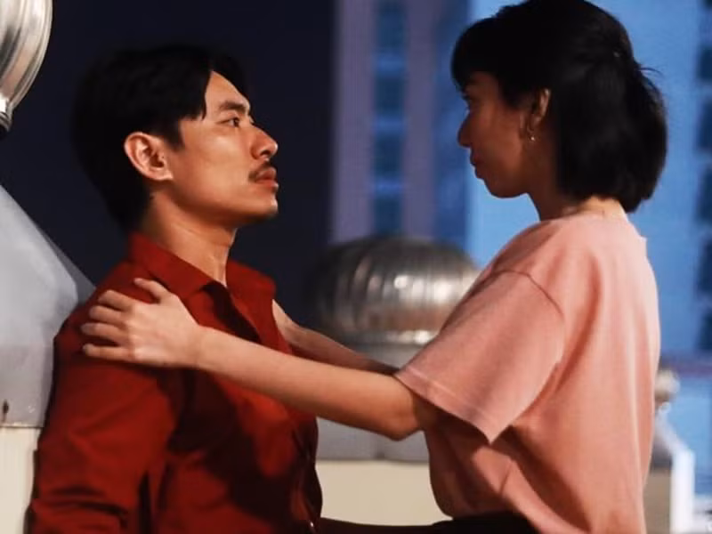 Thu Trang chia sẻ, cảnh hôn diễn ra lúc 4 giờ sáng. Nhờ từng hợp tác cộng thêm tập luyện trước đó, cảnh quay giữa hai người hoàn thành khá nhanh chóng. Ảnh: Công lý và xã hội