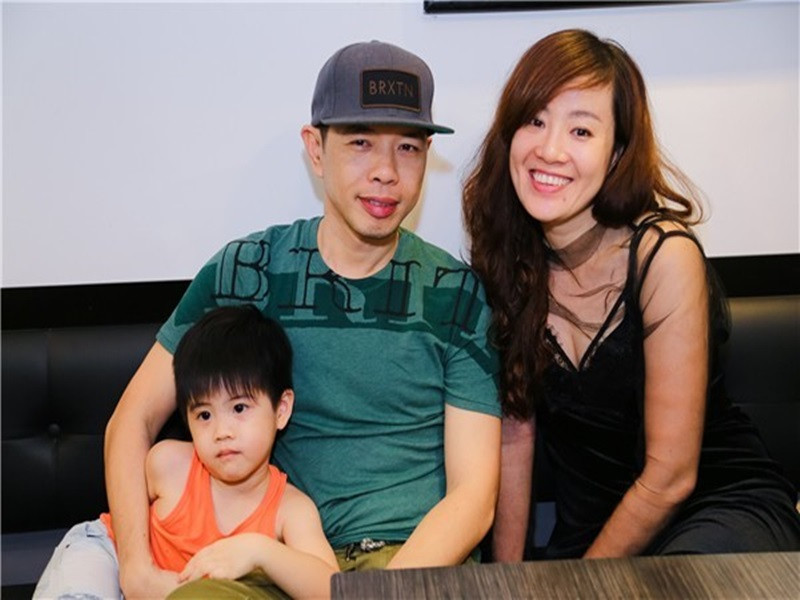 Thái Hòa ít công khai hình ảnh tổ ấm nhỏ trên mạng xã hội cũng như kiệm lời về vợ trên truyền thông. Đầu năm 2021, khi phim “Cây táo nở hoa” do Thái Hòa đóng chính lên sóng, nam diễn viên lần hiếm hoi nhắc về bà xã. Ảnh: Yan