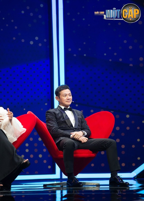 Anh Tuấn nam tính, phong độ dù đã bước sang tuổi 48.