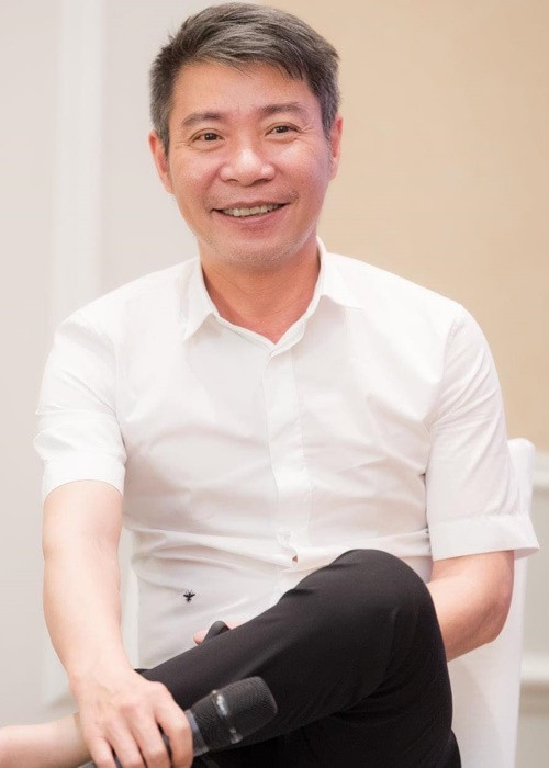 Đến nay, nghệ sĩ Công Lý vẫn vắng mặt trong các buổi tập luyện. Mới đây, nghệ sĩ Quang Thắng chia sẻ, anh nghĩ khả năng Công Lý tham gia Táo Quân 2022 là 80%. Hiện tại, Công Lý tập trung hồi phục sức khỏe sau khi bị ngã phải nhập viện cách đây ít tháng. Ảnh: FB Công Lý