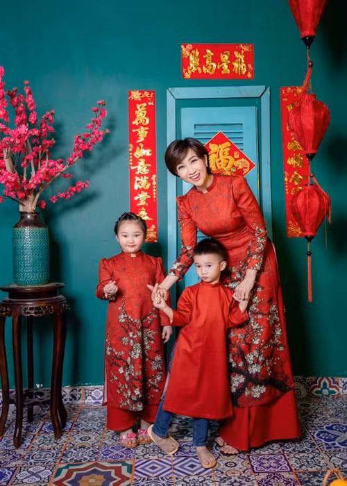 Năm 2018, nữ ca sĩ bất ngờ tiết lộ cô và bạn trai không còn sống chung. Theo lời Lều Phương Anh, cô và người yêu doanh nhân chia tay khi cô mang bầu con trai thứ hai. Ảnh: FB Lều Phương Anh