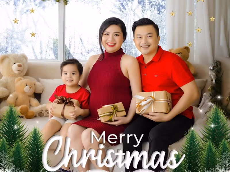 Ông xã của Lê Khánh hết lòng yêu thương vợ con.