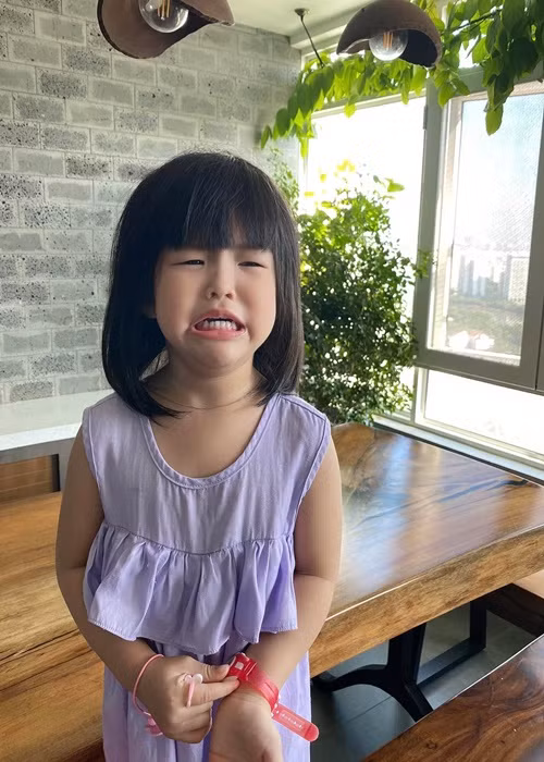 Cô công chúa nhà Lê Phương có nhiều biểu cảm gây cười.