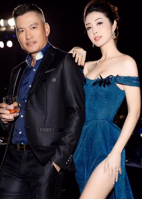 Jennifer Phạm lựa chọn kỹ càng sự kiện làm MC để có nhiều thời gian chăm sóc chồng con.