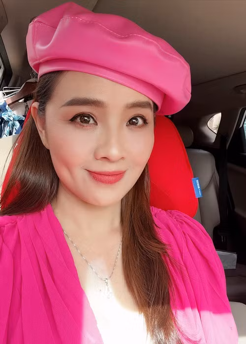 Nữ diễn viên phim “Người đẹp Tây Đô” được nhiều người khen ngợi trẻ đẹp hơn rất nhiều so với tuổi thật.