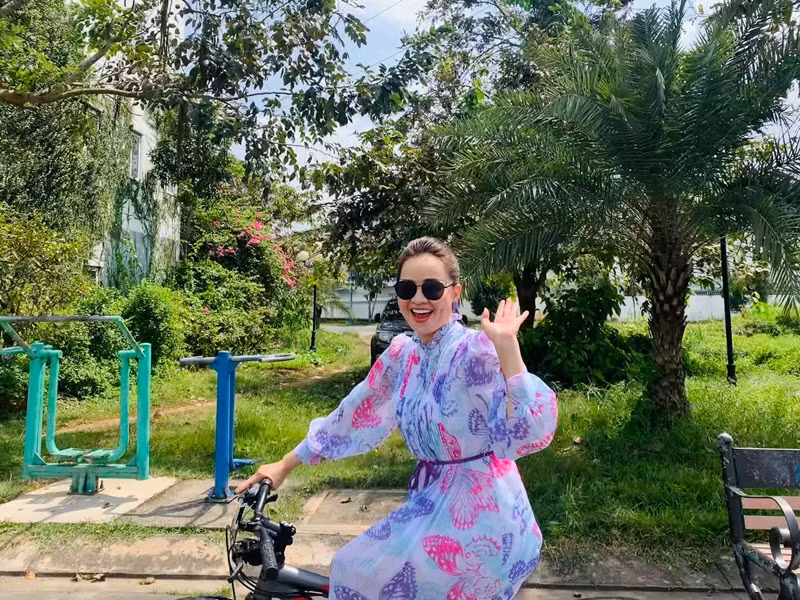 Nữ diễn viên vẫn theo đuổi nghệ thuật. Hoài An tâm sự dù chuyên đóng vai phụ nhưng cô vẫn mãn nguyện vì luôn làm việc hết mình.