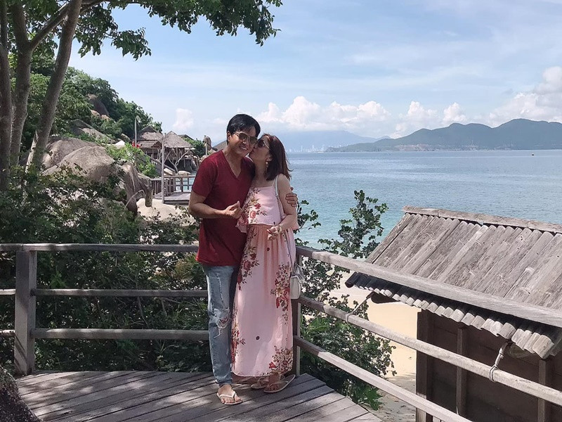 Tình cảm vợ chồng nam diễn viên đến nay vẫn mặn nồng.