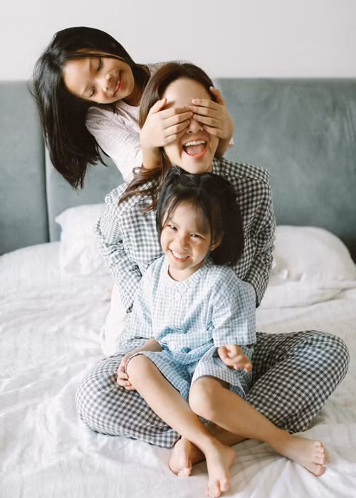 Tuệ Lâm chào đời năm 2012 còn Tuệ An sinh năm 2017.