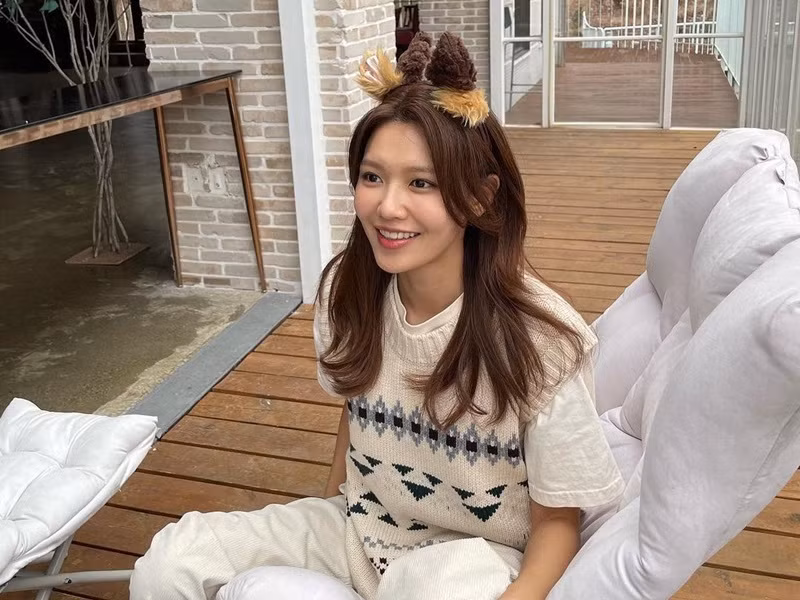 Ca sĩ, diễn viên Sooyoung (SNSD) chọn ra các ảnh đáng nhớ nhất của năm 2021 trước khi đón năm 2022.