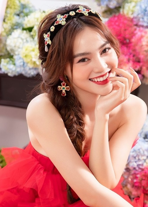 Dù có vóc dáng thon gọn, Ninh Dương Lan Ngọc vẫn giảm cân vì yêu cầu ngoại hình của vai diễn.