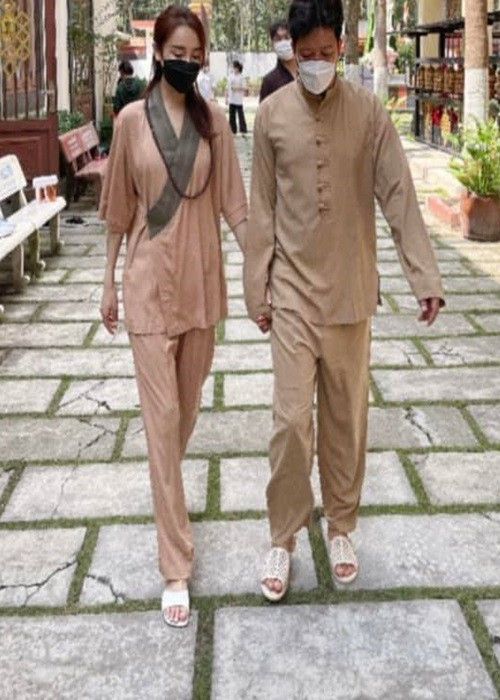 Mỗi khi nhắc đến Nhã Phương trên truyền thông, Trường Giang đều dành những lời có cánh, đầy yêu thương để nói về vợ.