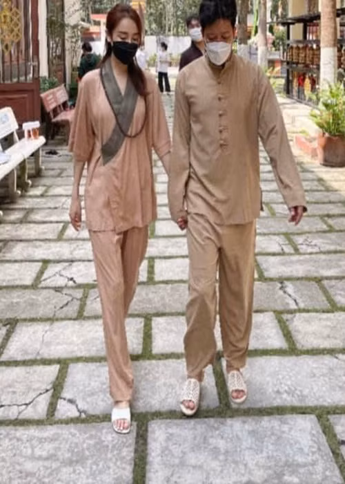 Mỗi khi nhắc đến Nhã Phương trên truyền thông, Trường Giang đều dành những lời có cánh, đầy yêu thương để nói về vợ.