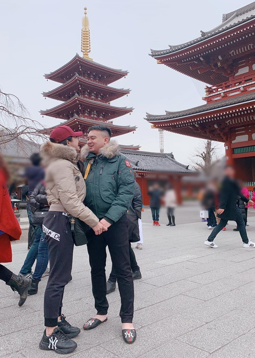 Tháng 8/2020, Diệp Lâm Anh vướng tin đồn ly hôn. Đại diện Diệp Lâm Anh chia sẻ trên iOne, Diệp Lâm Anh vẫn ở cùng gia đình chồng, sống rất hạnh phúc. Vì vậy, tất cả thông tin lan truyền hiện tại là thất thiệt. Ảnh: FB Diệp Lâm Anh