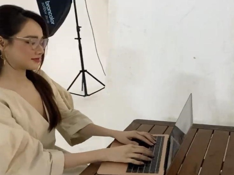 Sau khi sinh con, Nhã Phương sở hữu thân hình khá gầy gò. Mới đây, cô bị soi vòng một lép kẹp. Ảnh: Vietnamnet