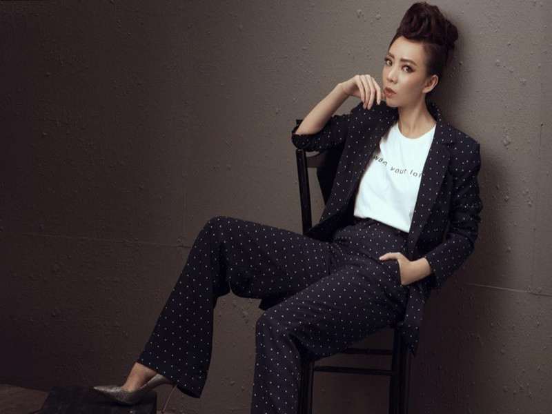 Thu Trang cho hay mức cát-sê của cô hồi đầu những năm 2000 chưa đầy 20.000 đồng.