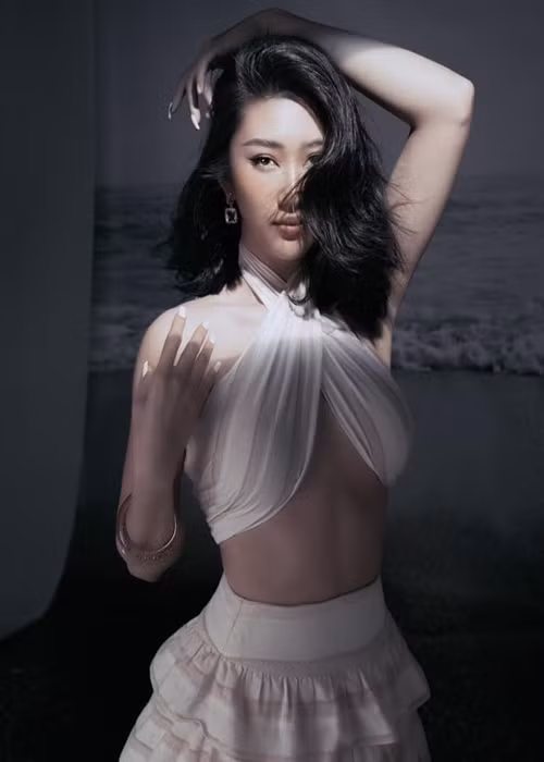 Tình tin đồn của Trương Thế Vinh ngày càng xinh đẹp.