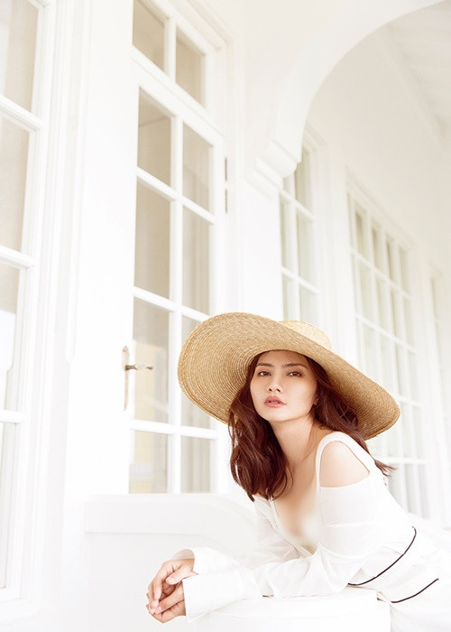 Nữ diễn viên có những bộ ảnh thời trang táo bạo. Ảnh: Dân Việt