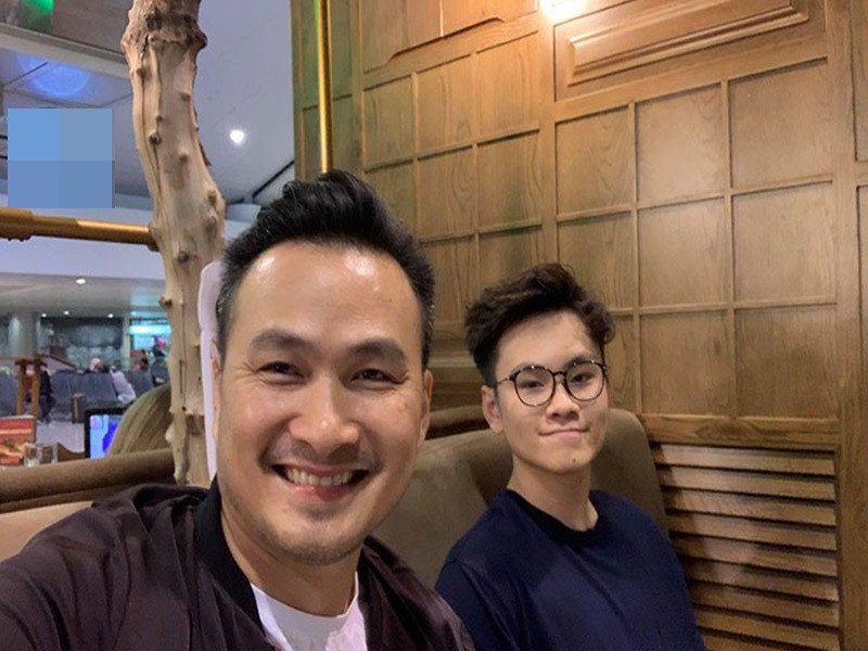 Con trai của Chi Bảo lựa chọn trở thành luật sư. Trước đây, cậu nhóc từng học diễn xuất.
