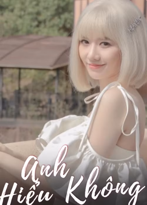 Hari Won lựa chọn tóc giả màu sáng khi quay một MV.