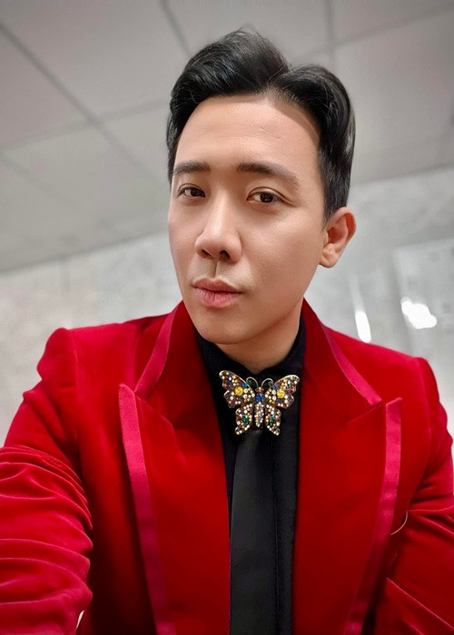 Giống Thủy Tiên, Trấn Thành cũng chưa lên tiếng về thông tin được minh oan vụ từ thiện.