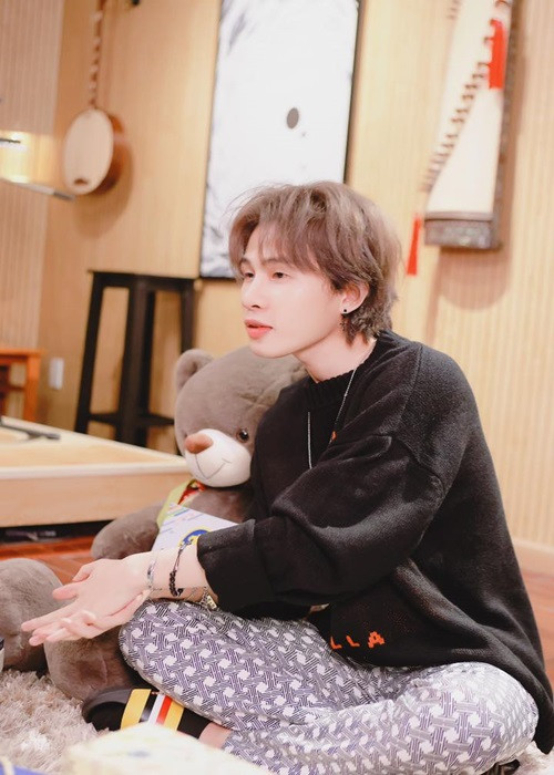 Sau chia sẻ của T.V, Thiên An lên tiếng. Cô xác nhận có con với Jack, tố nam ca sĩ lăng nhăng, bỏ bê con. Ảnh: FBNV