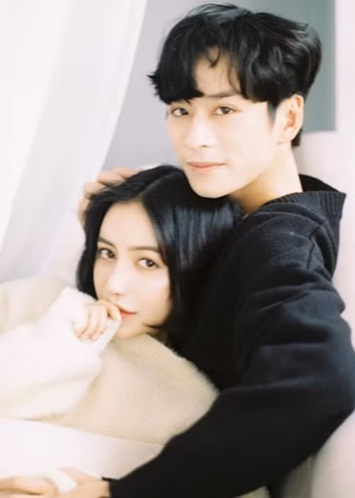 Phía quản lý Trần Nghĩa cho hay nam diễn viên quay phim "Mắt biếc" ở Huế nên không tiện phản hồi, còn việc Trần Nghĩa khóa trang cá nhân là để tránh ảnh hưởng đến bộ phim. Ảnh: Vietnamnet