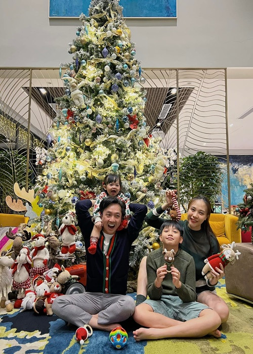 Trong những năm qua, Đàm Thu Trang có mối quan hệ tốt đẹp với con riêng của Cường Đô la.