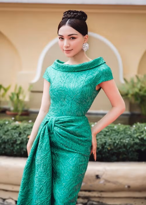 Hòa Minzy sẽ tiếp tục theo dõi sức khỏe và test PCR sau 3 ngày nữa.