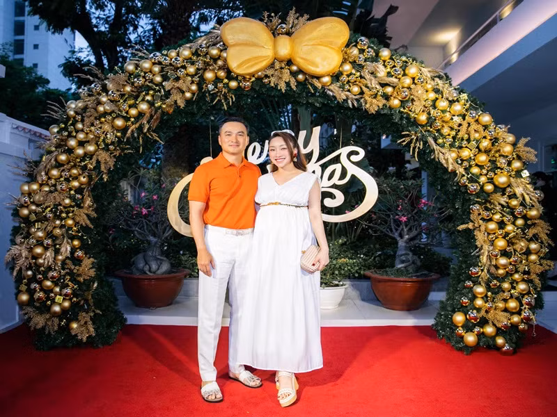 Thùy Chang có hành trình thai kỳ thuận lợi. Đúng ngày 1/1/2022, cô sinh con trai.