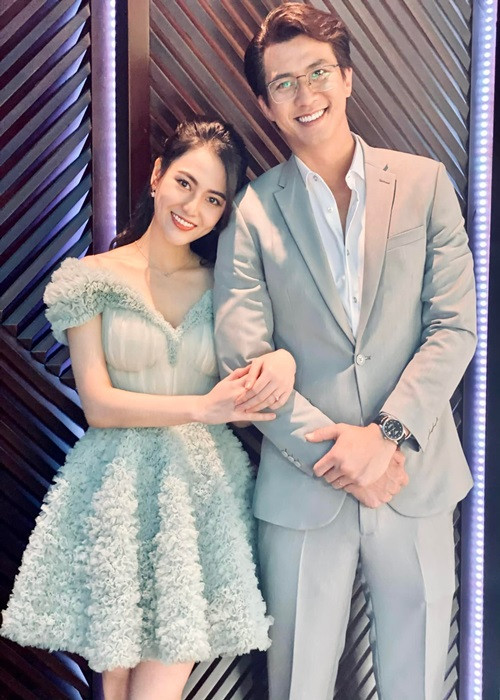 Việt Hoa từng đóng Thiên Nga trong “Hương vị tình thân” còn Hà Việt Dũng từng vào vai Bình sở khanh trong “Hãy nói lời yêu”. Ảnh: FB Hà Việt Dũng