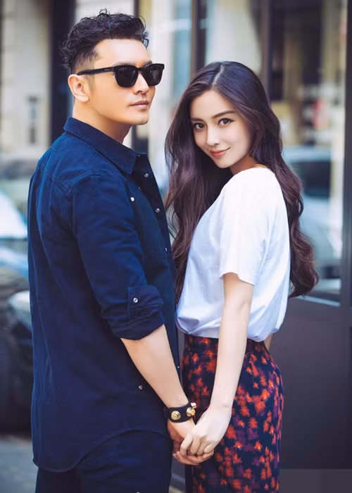 Đã bao lần tin đồn Huỳnh Hiểu Minh và Angelababy ly hôn rộ lên. Ngoài ra, còn có không ít lời đồn thổi khác về chuyện tình cảm của cặp đôi như Huỳnh Hiểu Minh ngoại tình. Phía nam tài tử khẳng định anh không bỏ vợ cũng không ngoại tình.