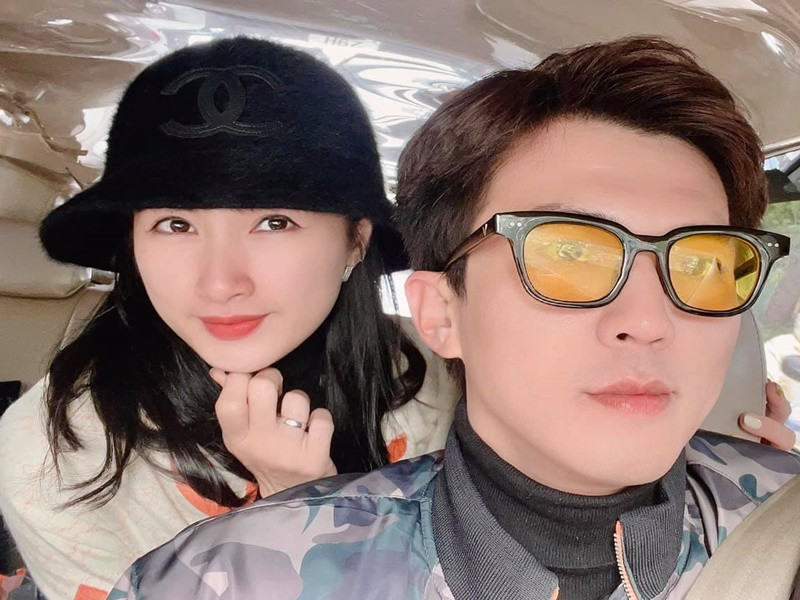 Nhan sắc của bà xã Hà Việt Dũng sau khi sinh nở ngày càng mặn mà.