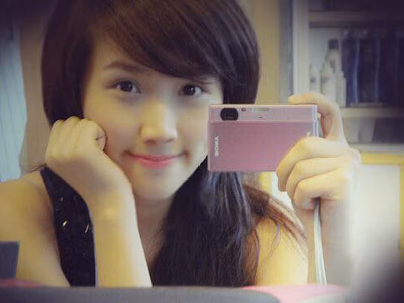 Nhan sắc hot girl giúp Bảo Thy vụt sáng vào năm 2006.